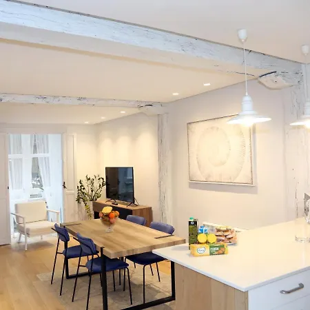 Piso Reformado Frente A La Catedral Апартаменты