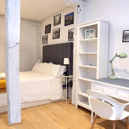 Piso Reformado Frente A La Catedral Бильбао