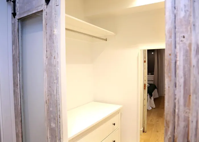 Apartament Piso Reformado Frente A La Catedral