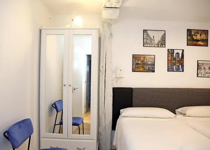 Piso Reformado Frente A La Catedral Apartament