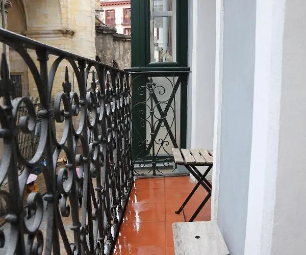 Apartament Piso Reformado Frente A La Catedral *