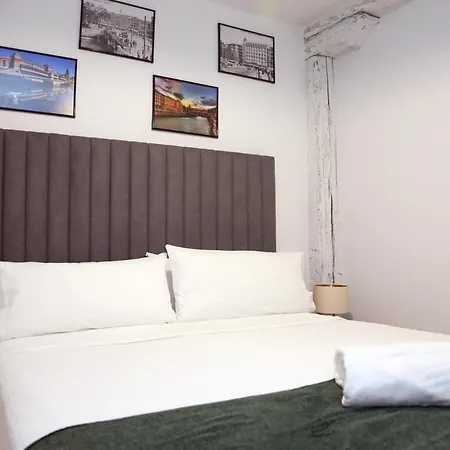 Apartamento Piso Reformado Frente A La Catedral *